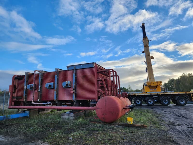 Boiler loading and shipment to Greece