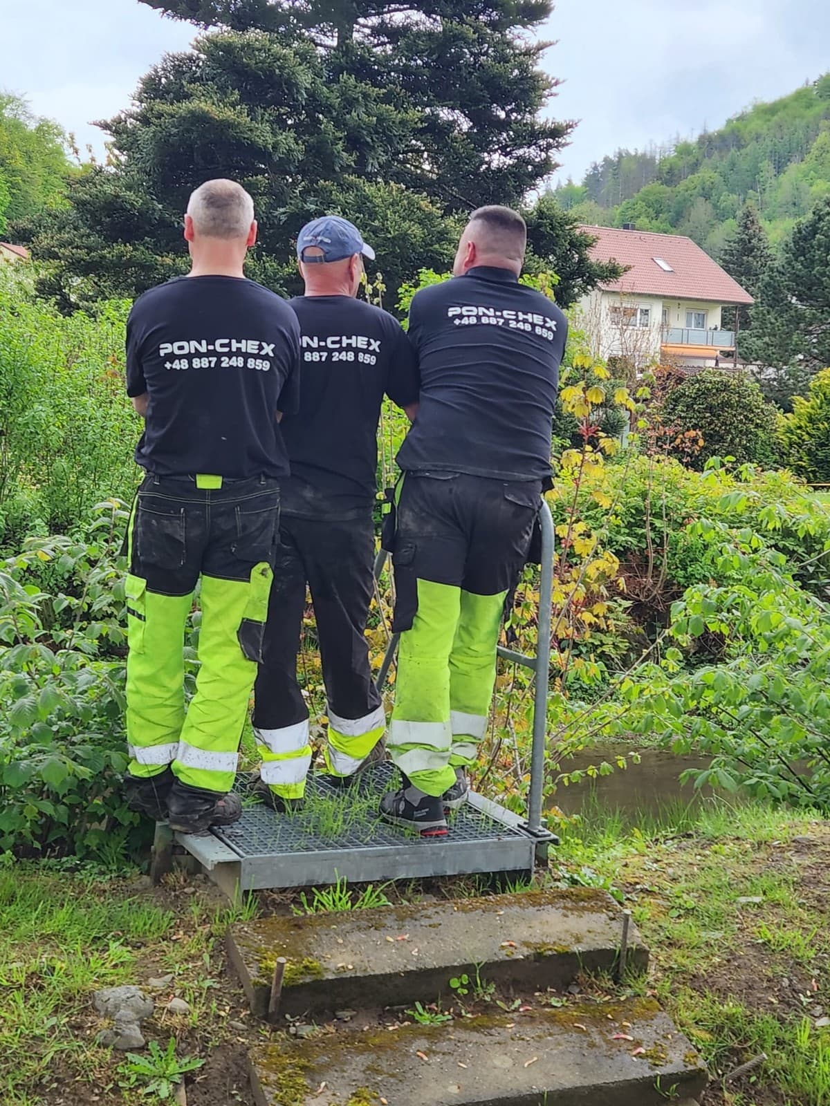 Mobile rack disassembly - Germany