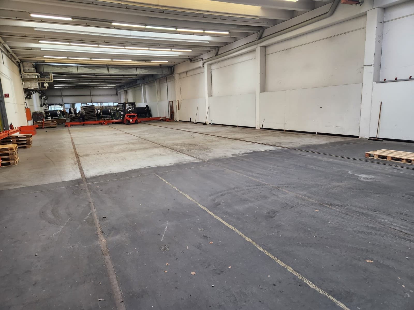 Mobile rack disassembly - Germany