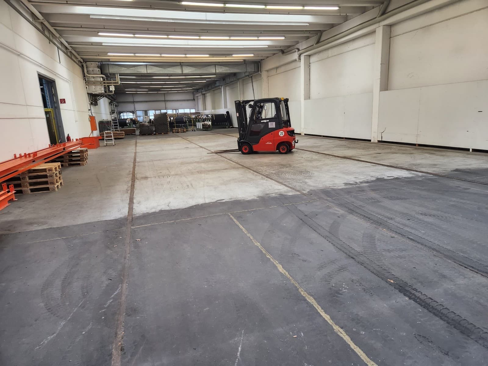 Mobile rack disassembly - Germany