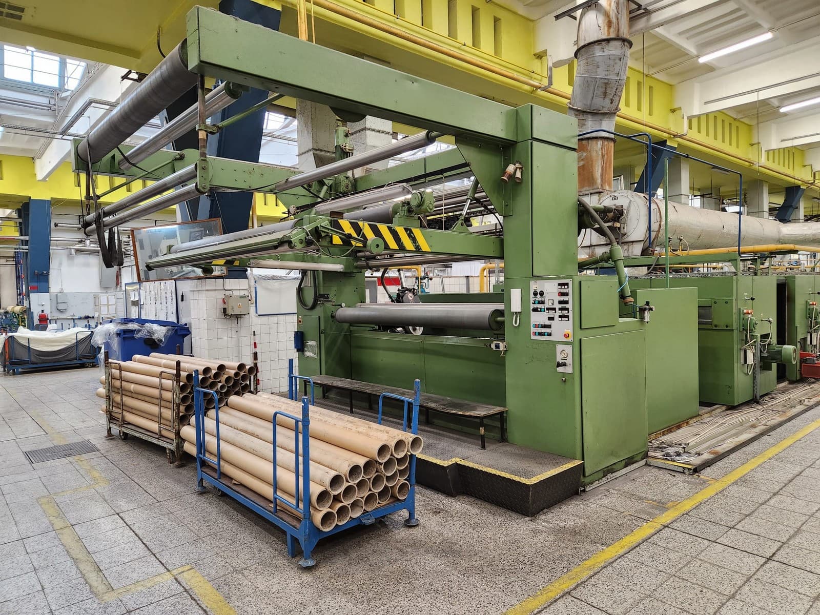 Loading and relocation of a Bruckner dryer from the Czech Republic to Morocco