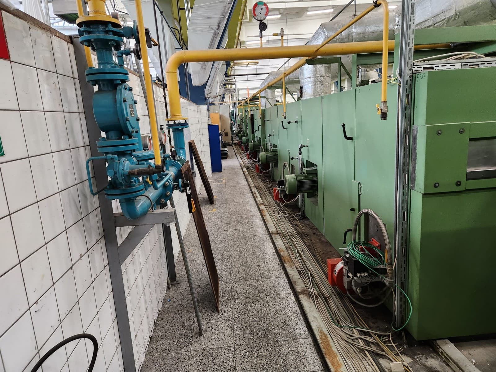 Loading and relocation of a Bruckner dryer from the Czech Republic to Morocco