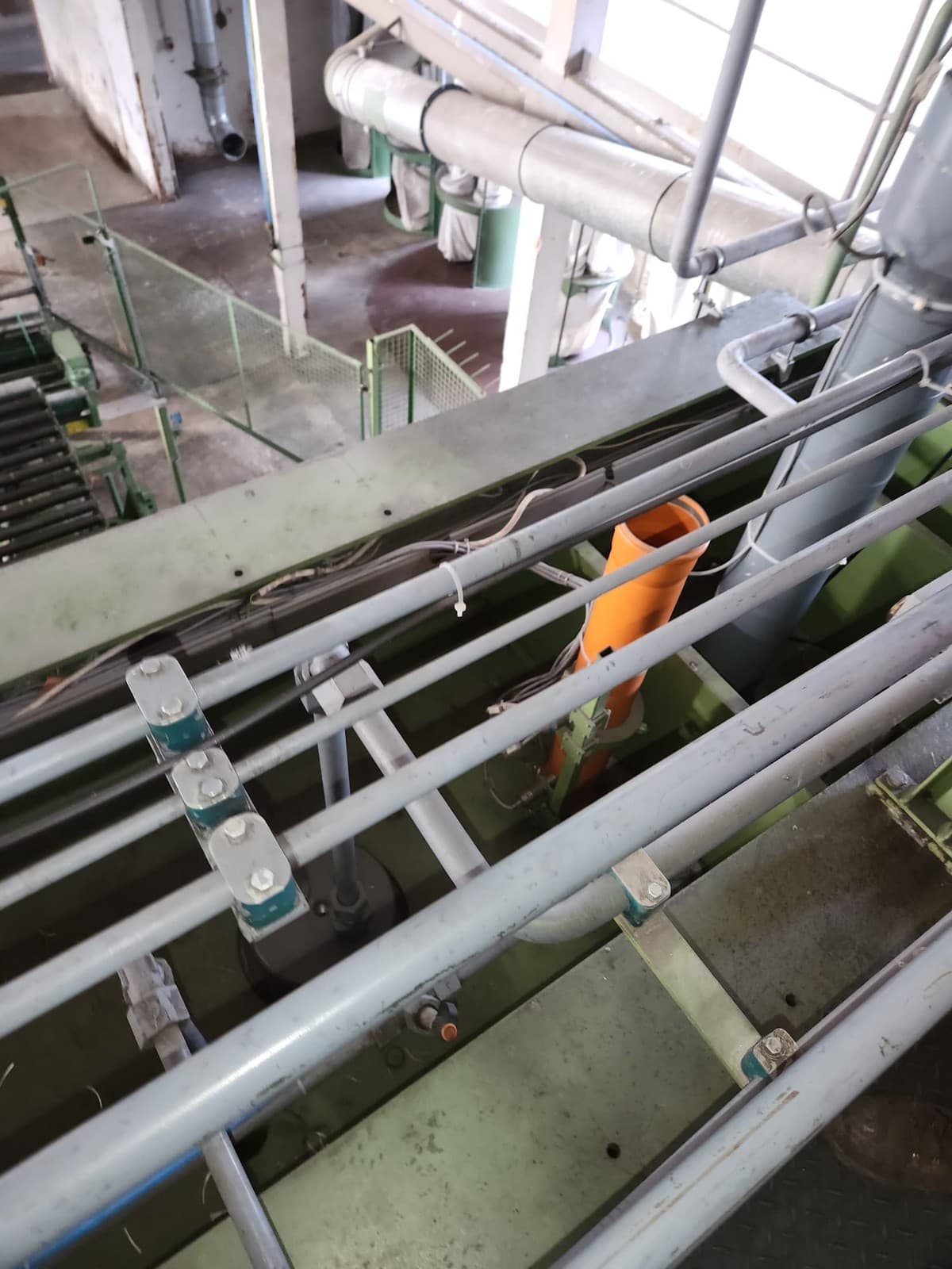 Relocation of a textile press from Germany to Spain