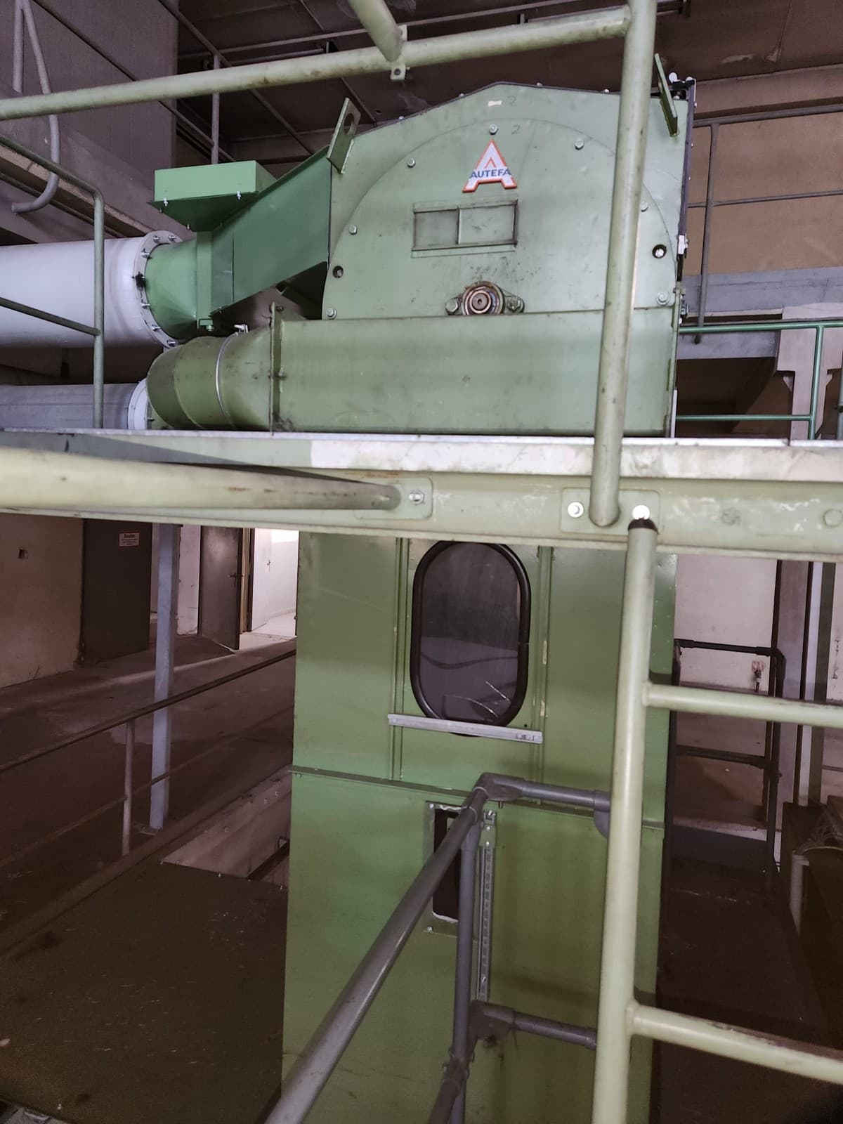 Relocation of a textile press from Germany to Spain