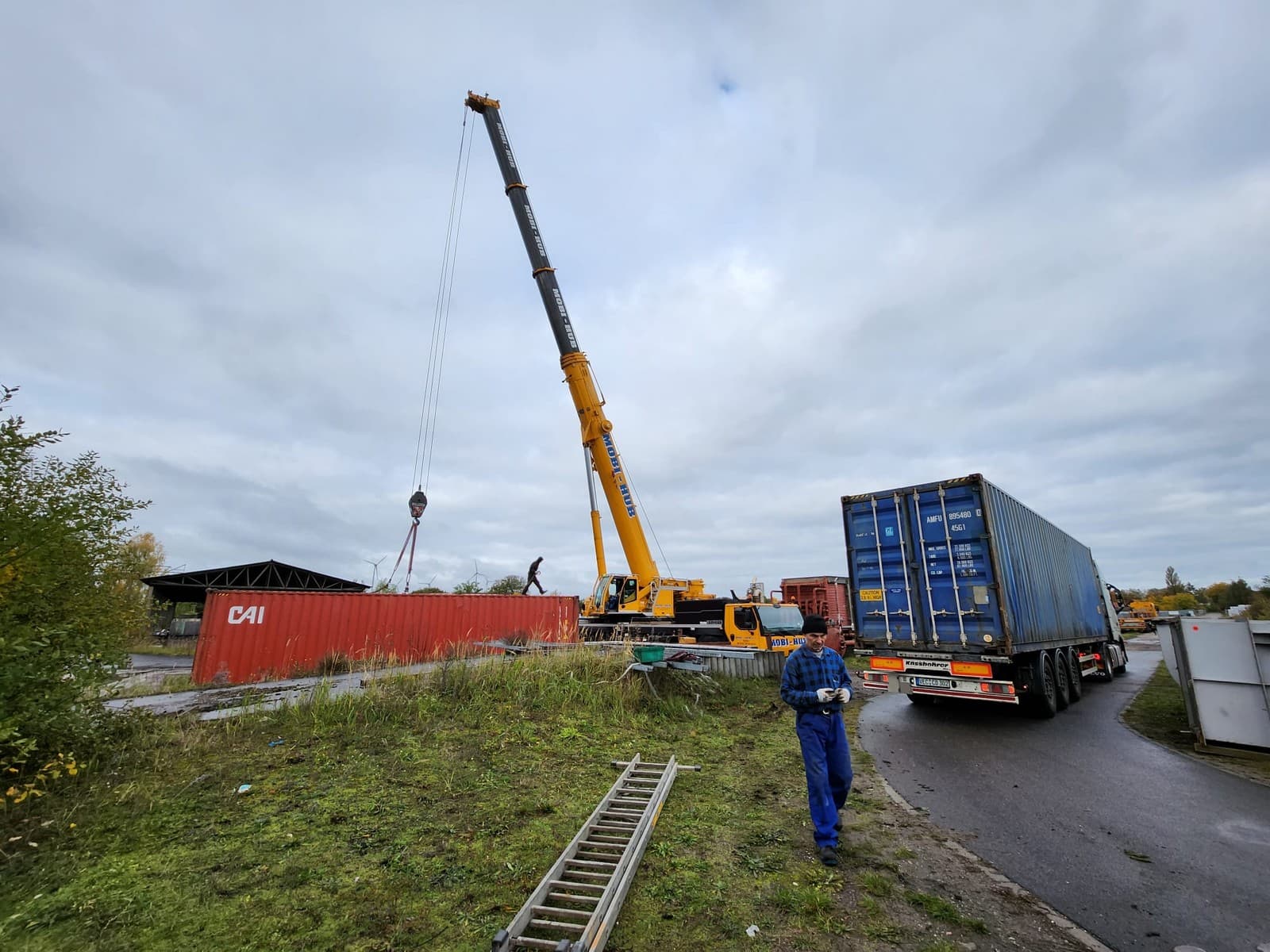 Boiler loading and shipment to Greece